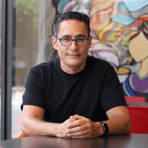 Luis  González
